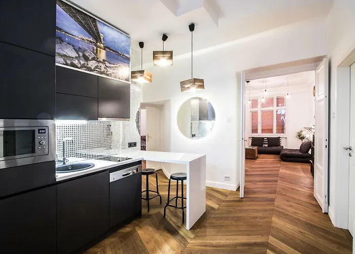 Daylight Apartment, The Location * Budapest