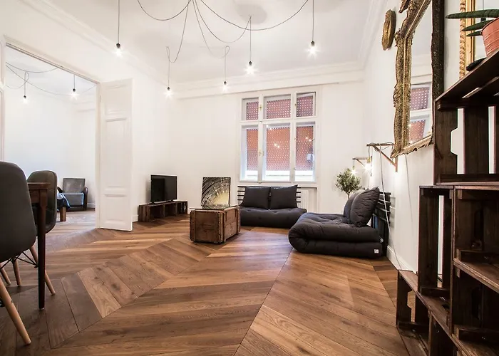 Daylight Apartment, The Location *