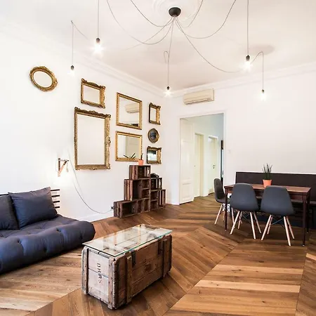 Daylight Apartment, The Location