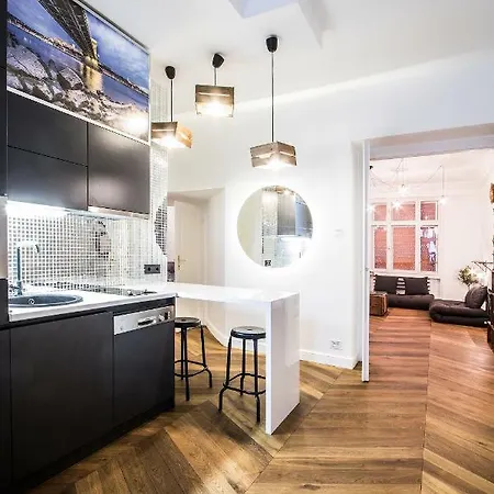 Daylight Apartment, The Location アパート *