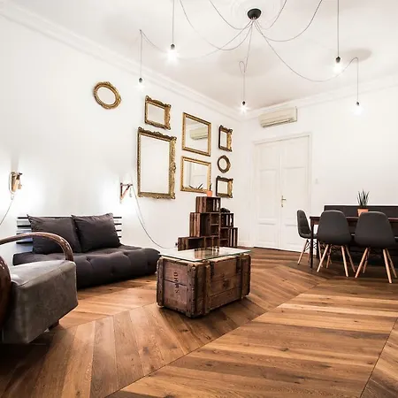 Daylight Apartment, The Location