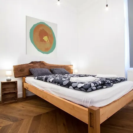 Daire Daylight Apartment, The Location *