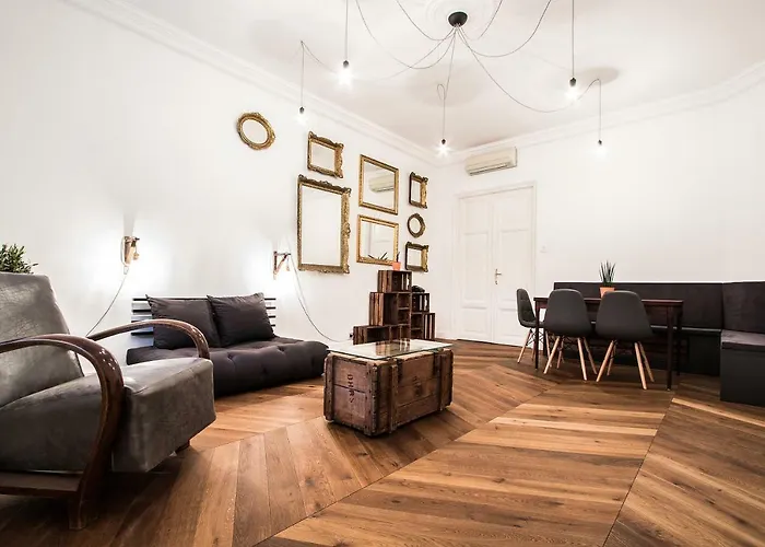 Daylight Apartment, The Location